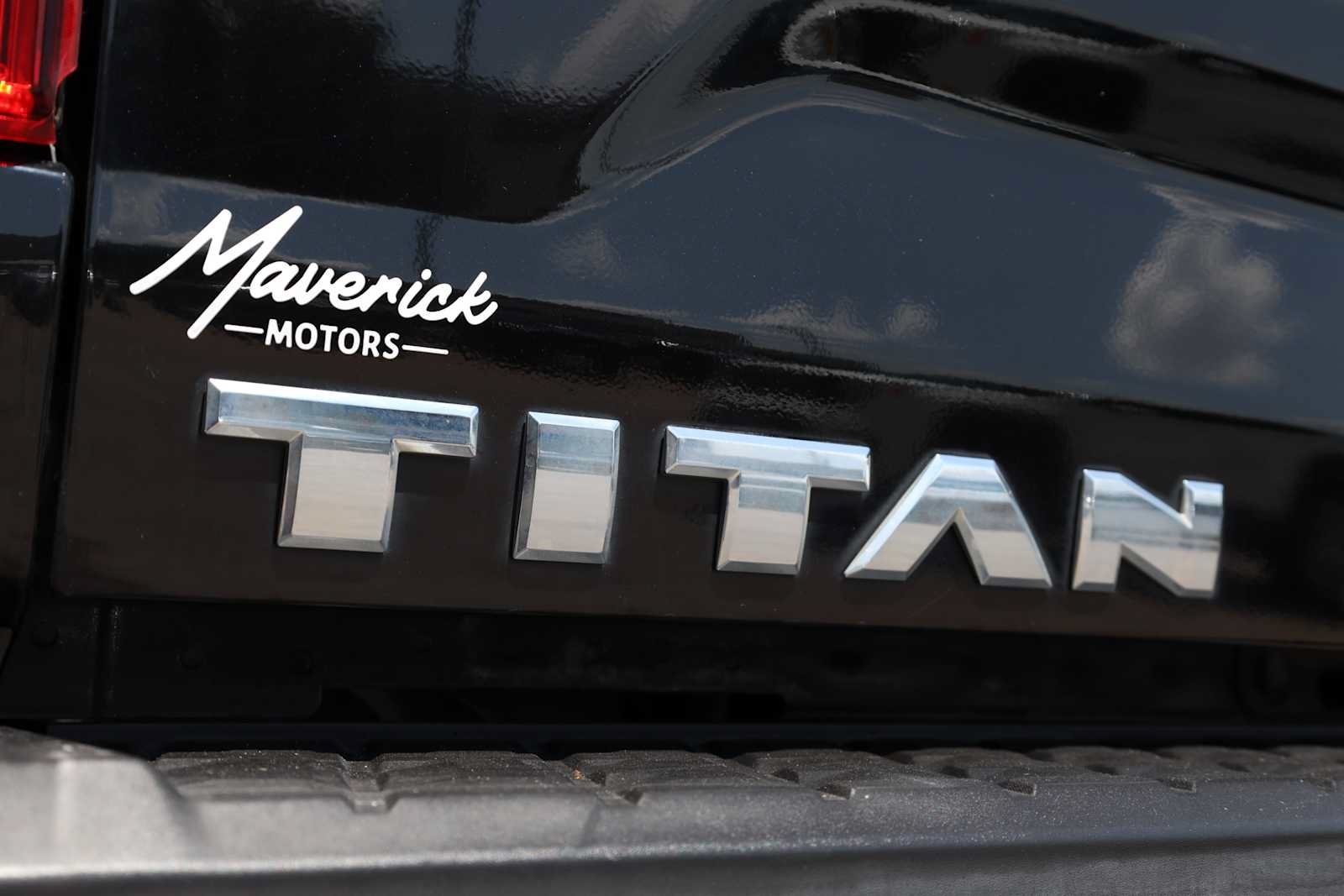Used 2017 Nissan Titan SV RWD image 53