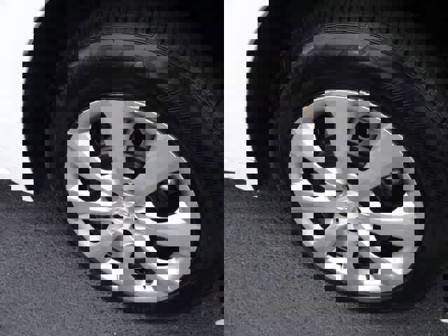 Used 2024 Toyota Corolla LE image 19