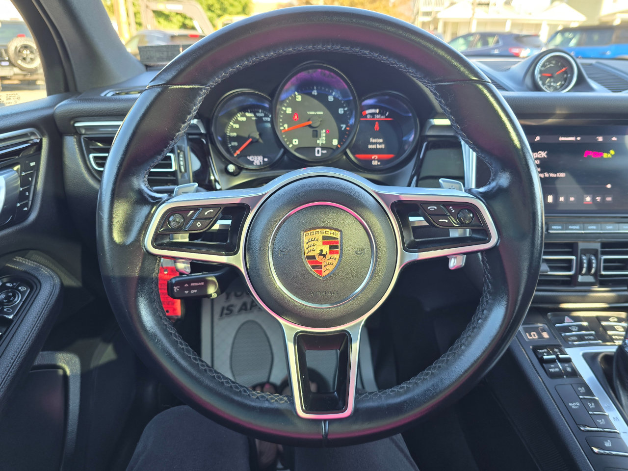 Used 2021 Porsche Macan image 6