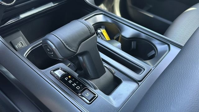 New 2025 Ford F150 Lariat w/ Equipment Group 501A Mid image 28