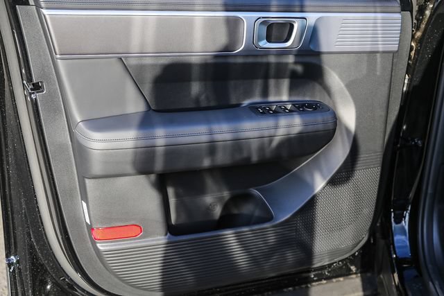 New 2026 Hyundai Santa Fe SEL FWD image 23
