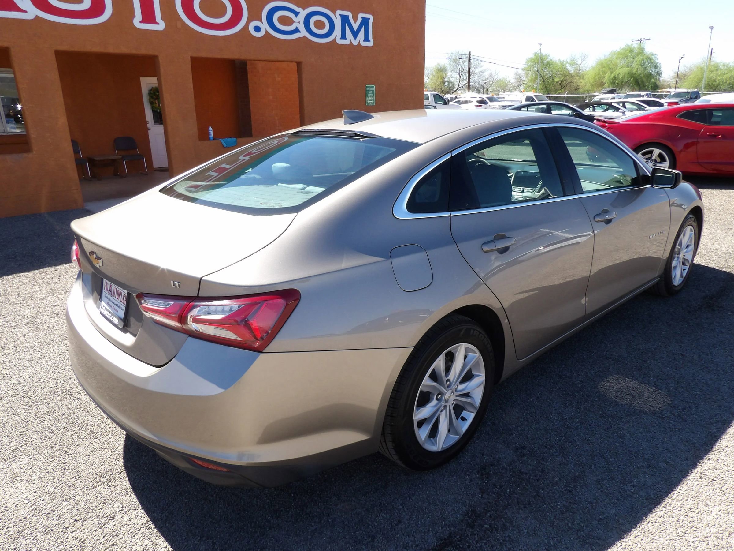 Used 2022 Chevrolet Malibu LT image 8