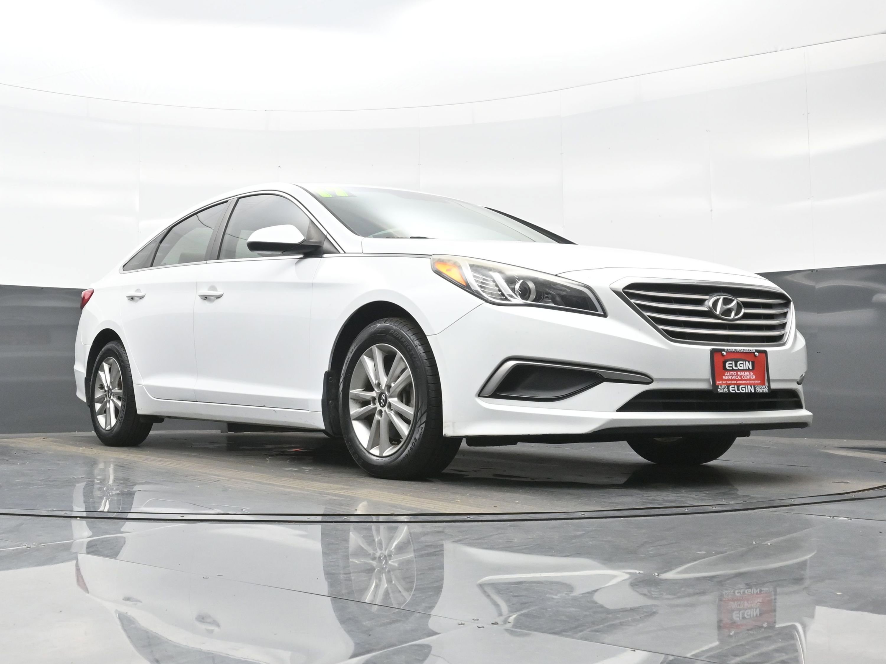 Used 2017 Hyundai Sonata SE w/ Cargo Package image 27