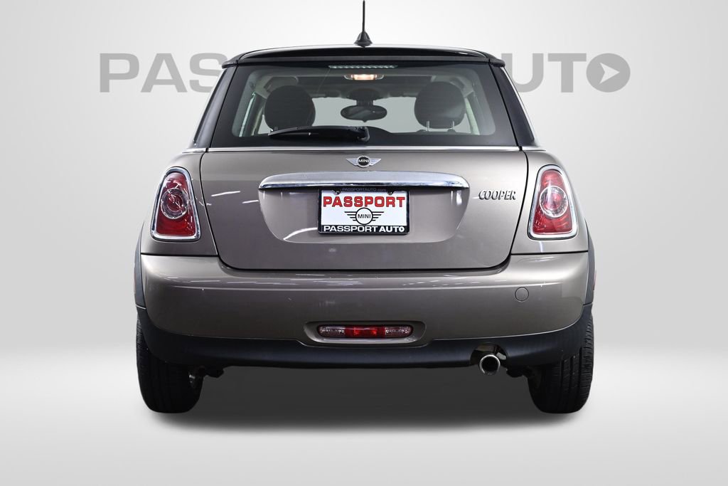 Used 2013 MINI Cooper Hardtop image 8