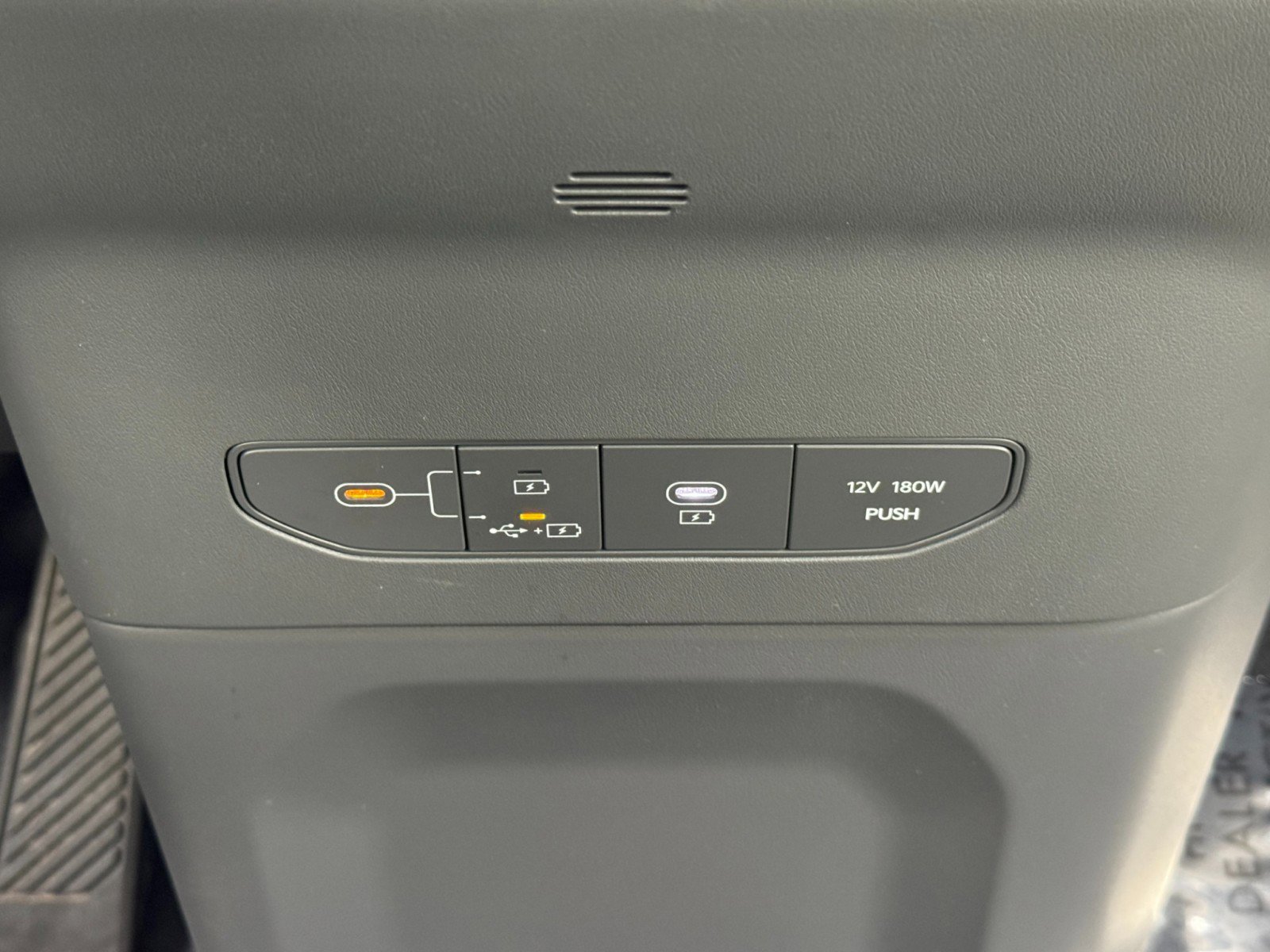 Used 2024 Kia EV9 Land image 33