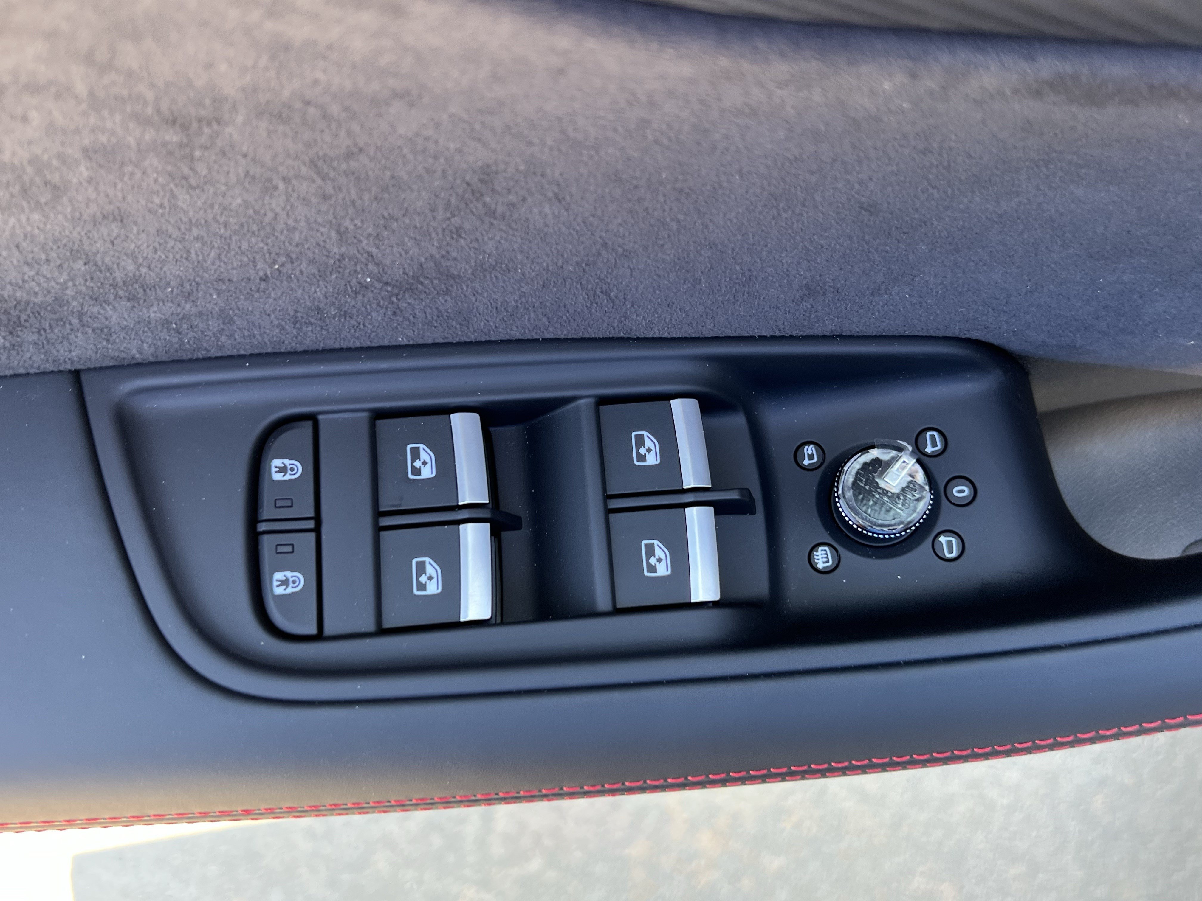 New 2026 Audi SQ8 Prestige AWD/4WD image 14