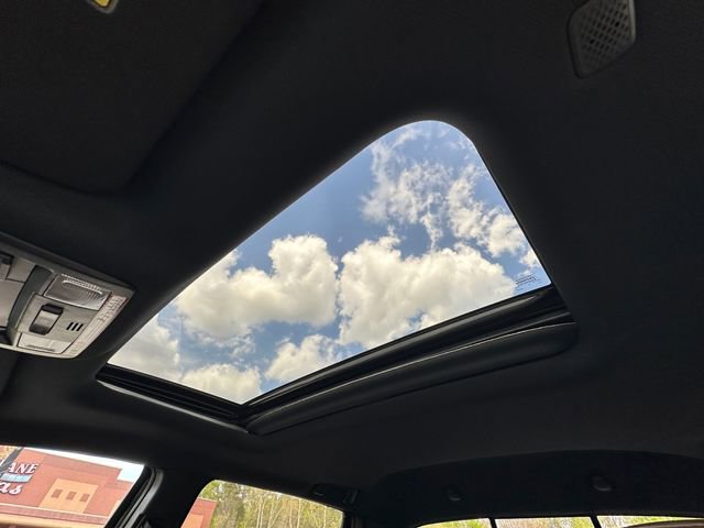 Used 2021 Toyota Tacoma Limited image 27