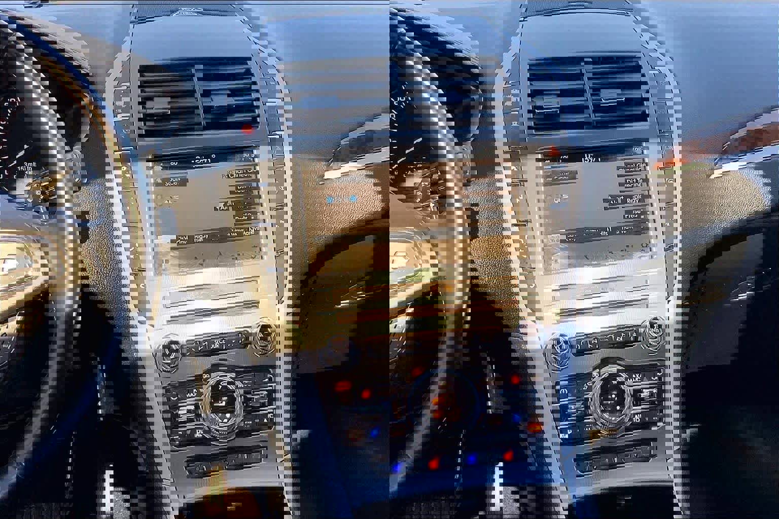 Used 2018 Lincoln MKZ Reserve w/ Technology Package image 7