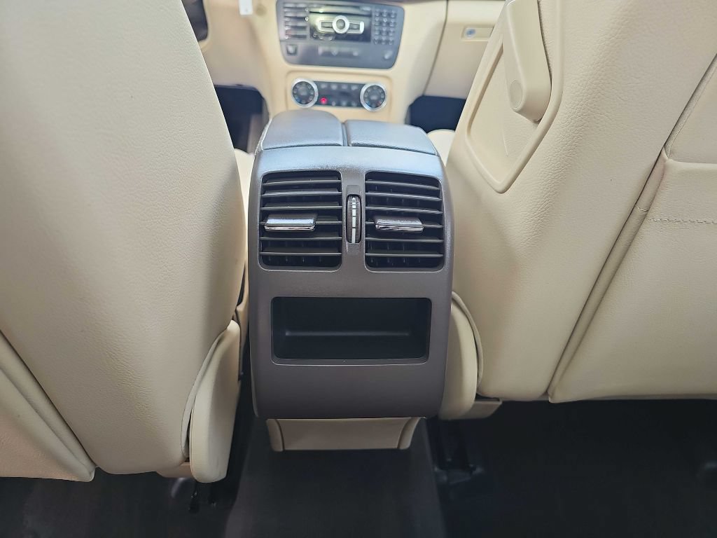 Used 2015 Mercedes-Benz GLK 350 2WD w/ Premium 1 Package image 40