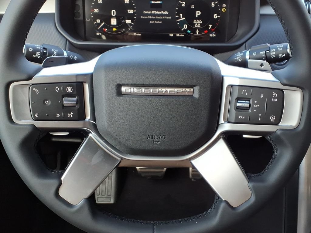 New 2026 Land Rover Discovery Limited Edition AWD/4WD image 15