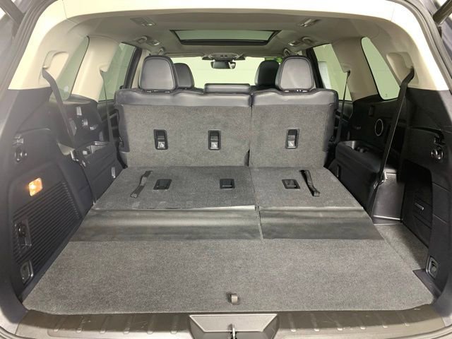 Used 2024 Subaru Ascent Limited w/ Technology Package image 29