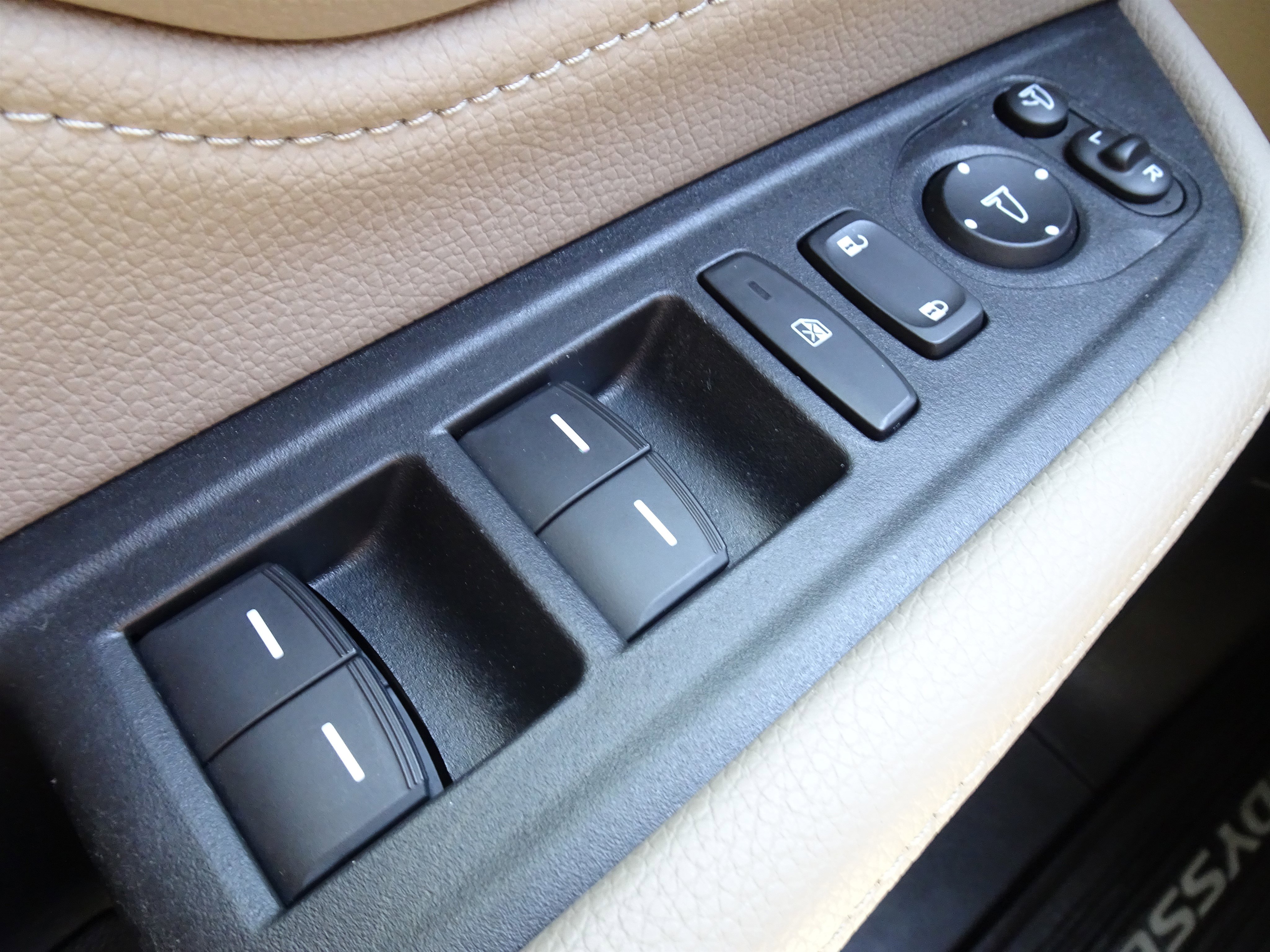 Used 2023 Honda Odyssey Elite image 29