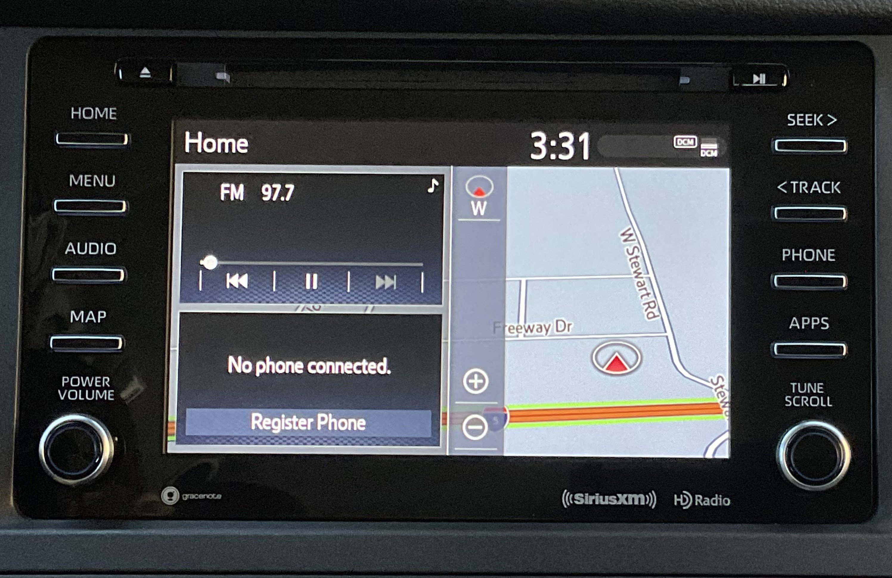 Used 2019 Toyota Sienna XLE w/ XLE Navigation Package AWD/4WD image 15