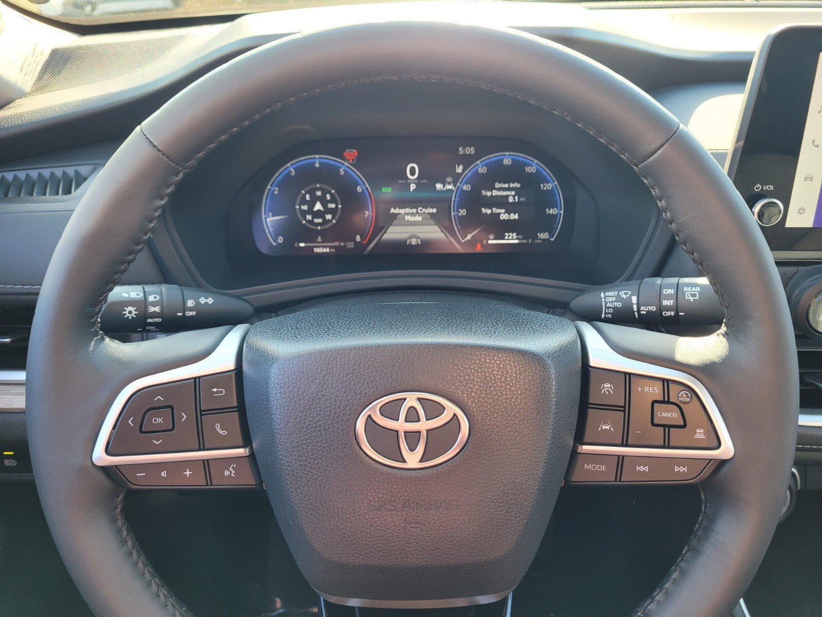 Used 2024 Toyota Grand Highlander Limited image 26