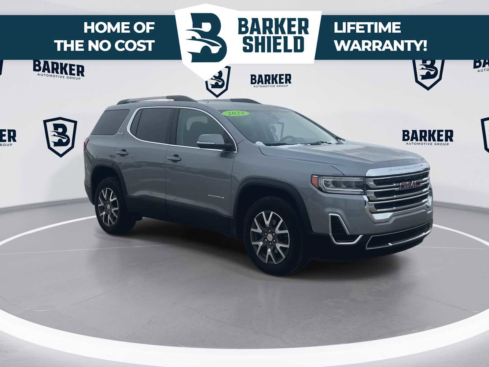 Used 2023 GMC Acadia SLE w/ Driver Convenience Package AWD/4WD image 2