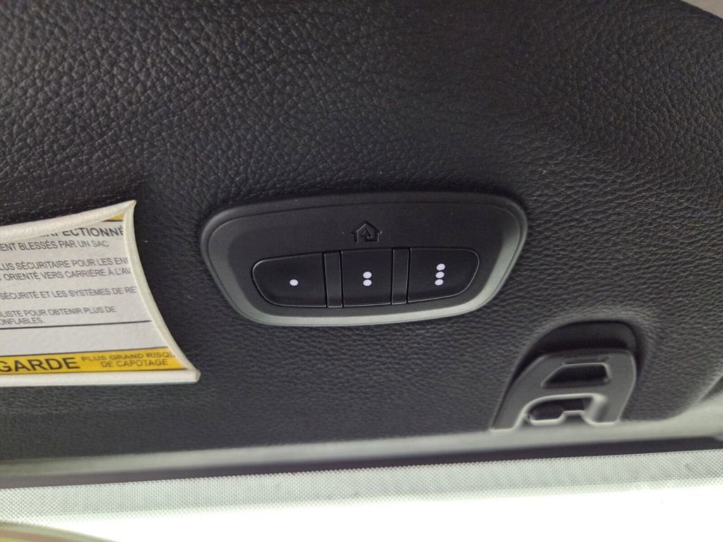 Used 2018 Jeep Wrangler Unlimited Sahara w/ Safety Group image 24