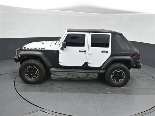 Used 2015 Jeep Wrangler Unlimited Rubicon image 35