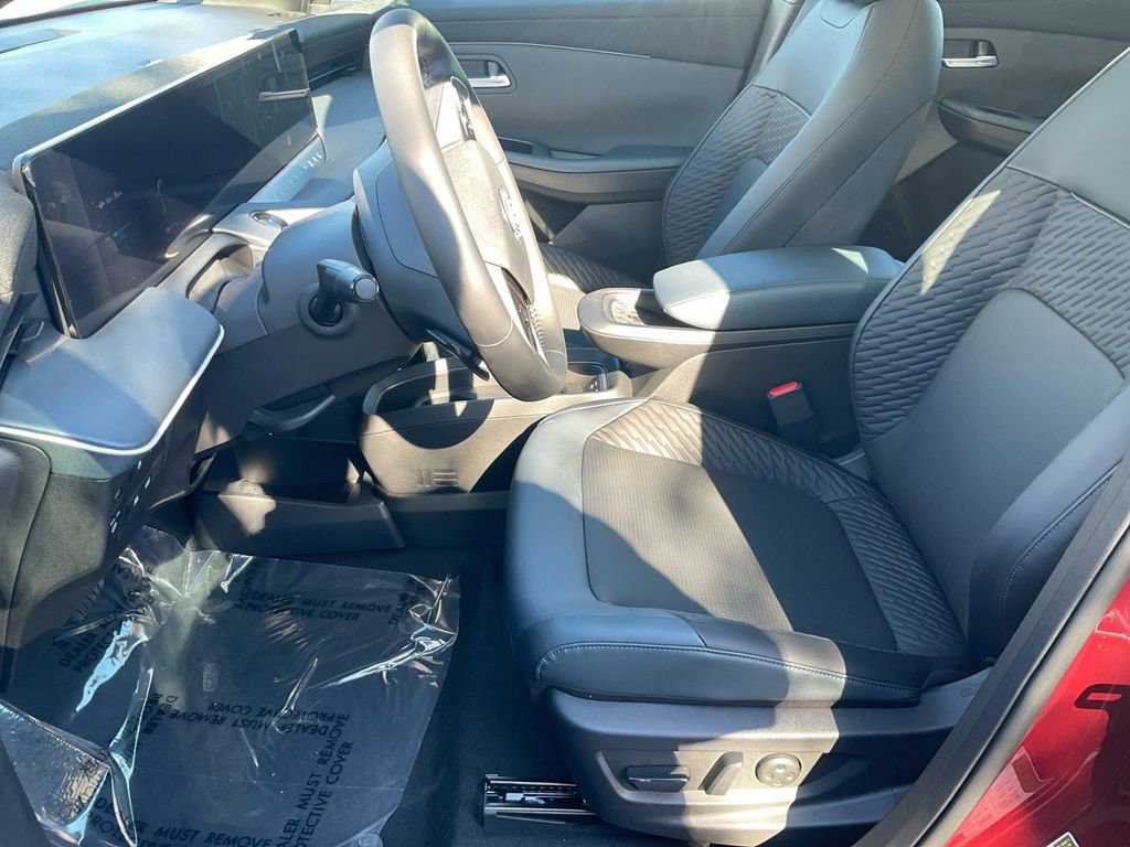 New 2026 Nissan Leaf Platinum+ w/ Cargo Package (Platinum+) image 12