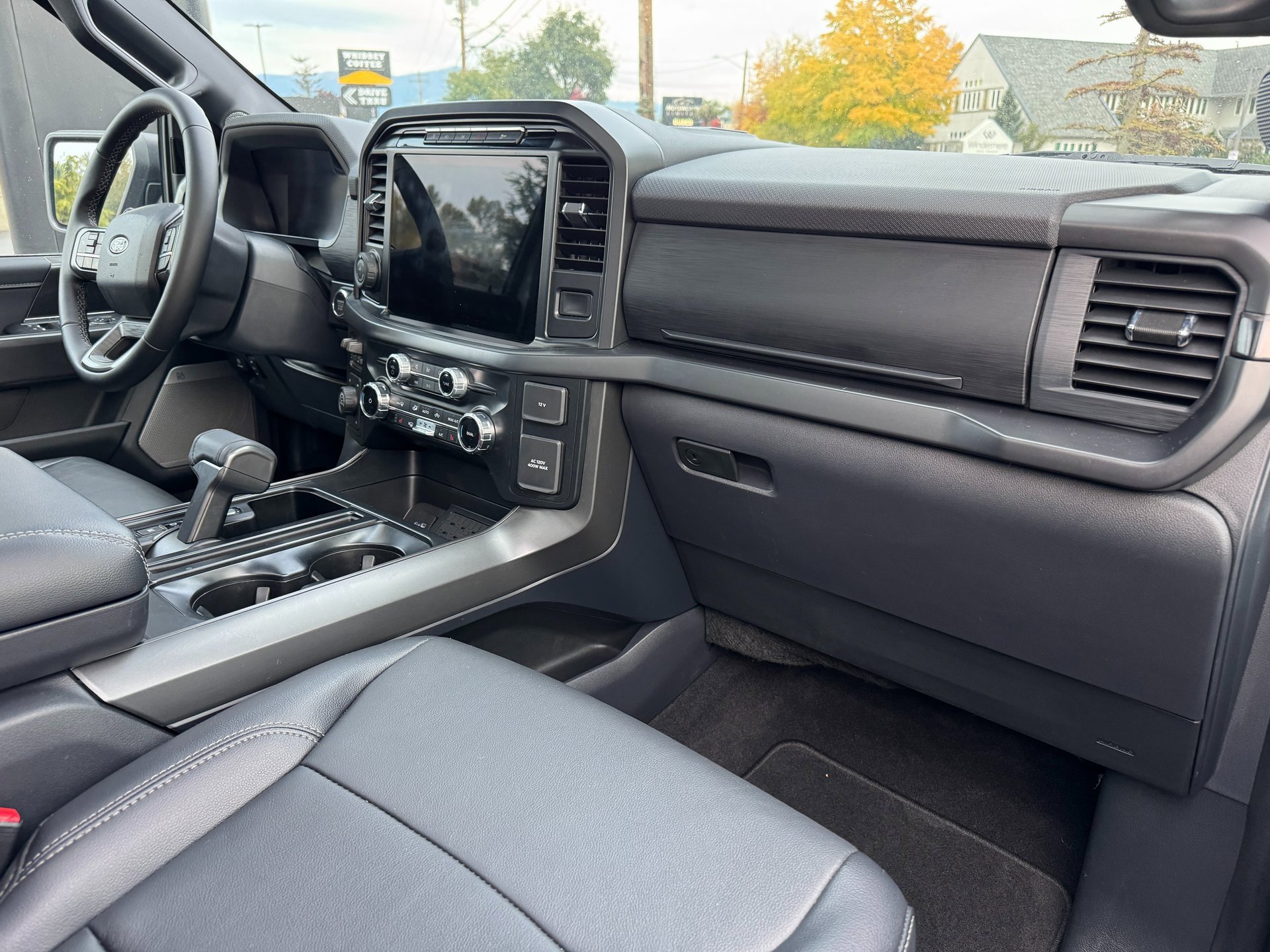 Used 2024 Ford F150 XLT w/ Equipment Group 303A High image 20