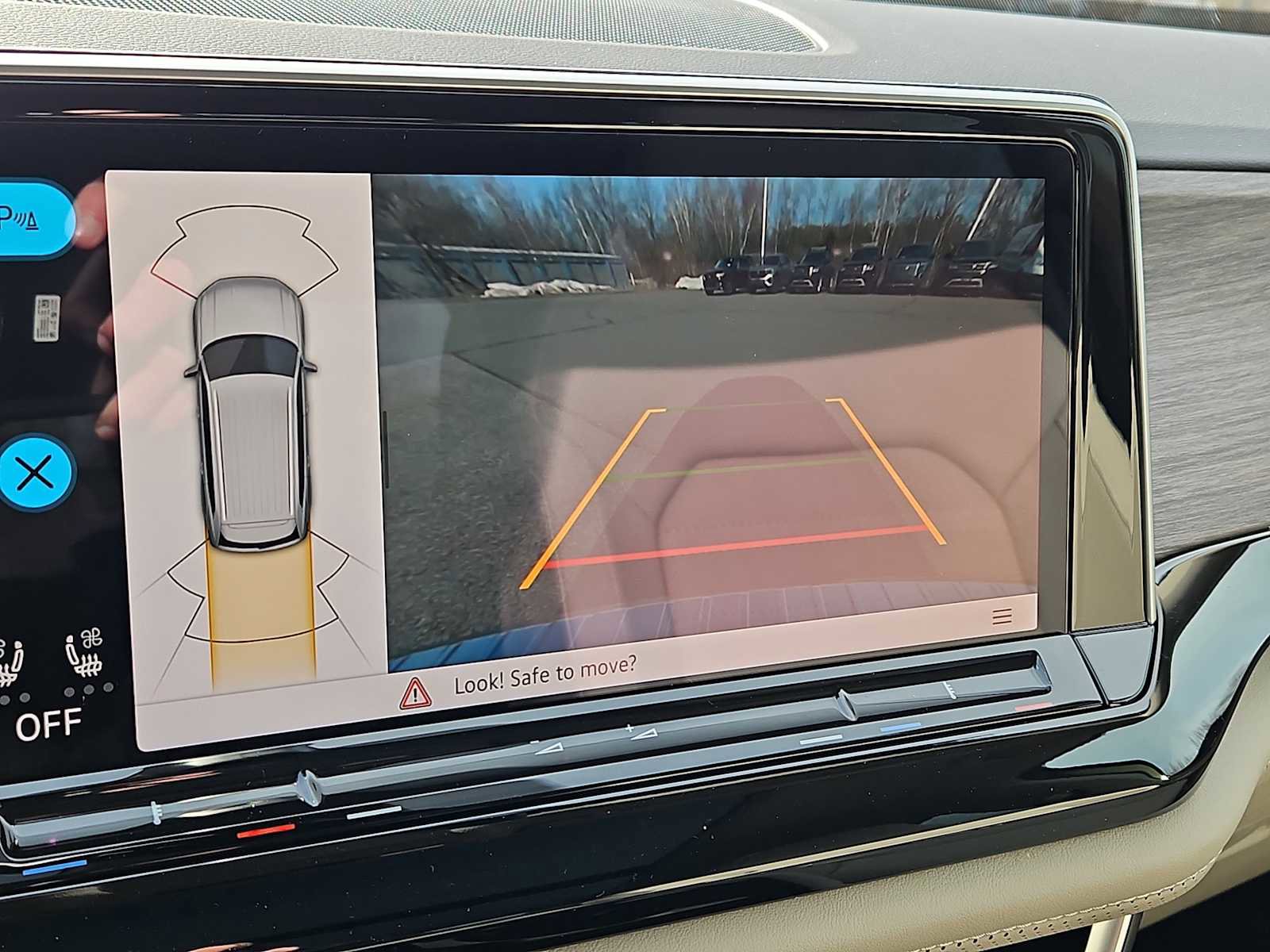 New 2026 Volkswagen Atlas SEL image 16