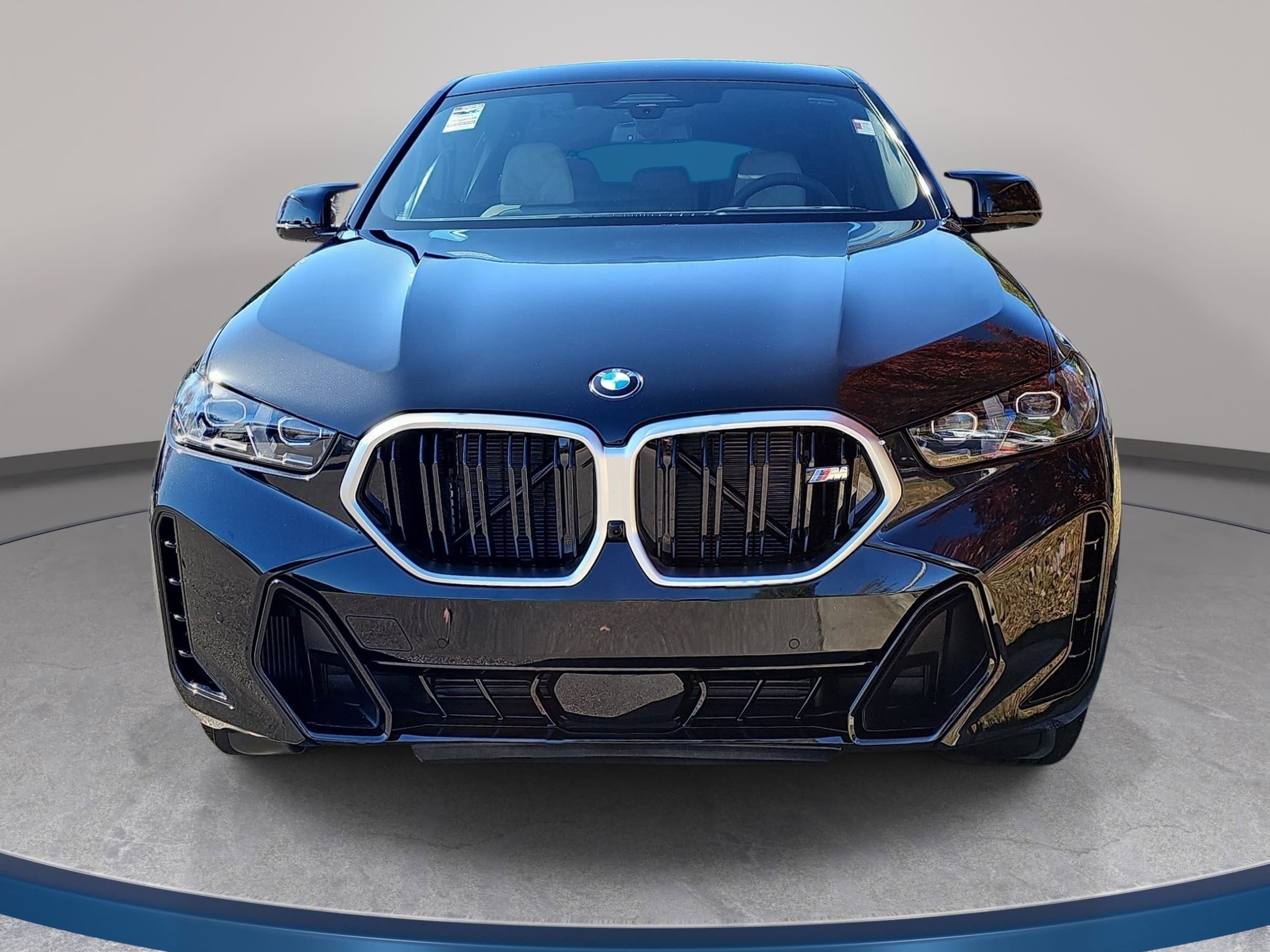 New 2026 BMW X6 M60i image 2