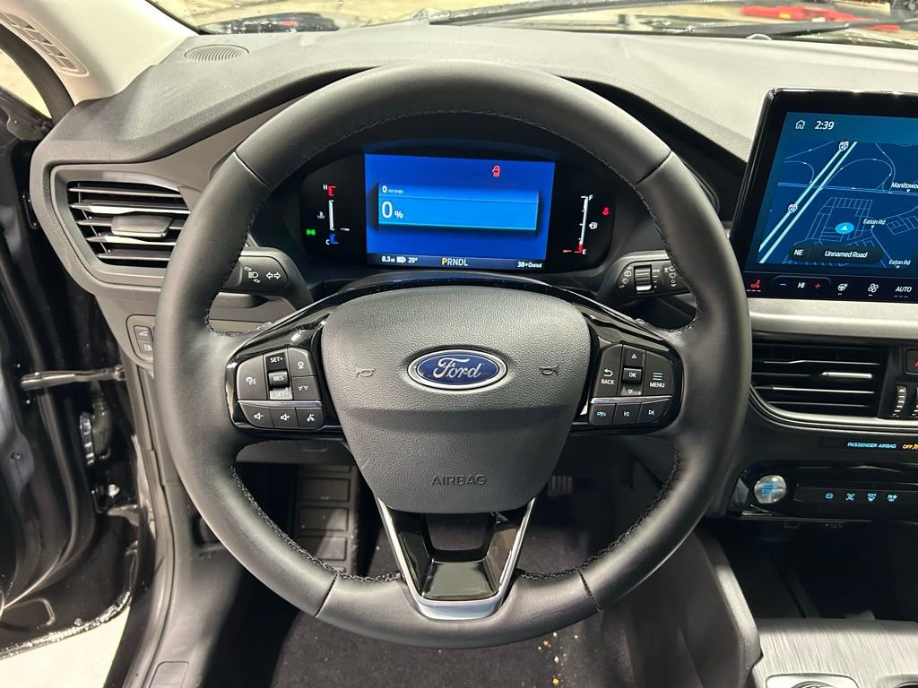 New 2026 Ford Escape SE FWD image 15