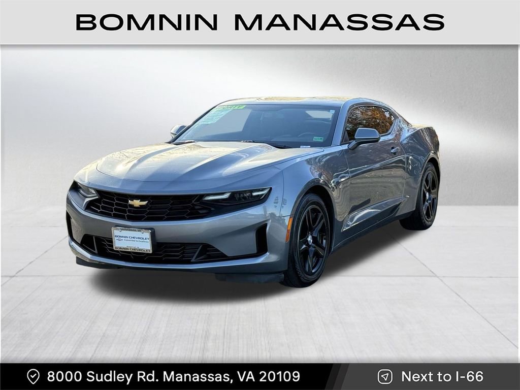 Used 2019 Chevrolet Camaro LT image 3