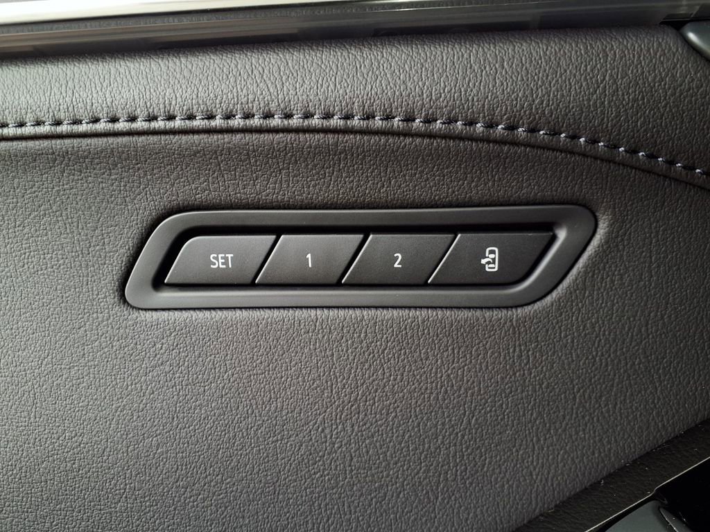 Used 2025 Cadillac CT5 Sport RWD image 18