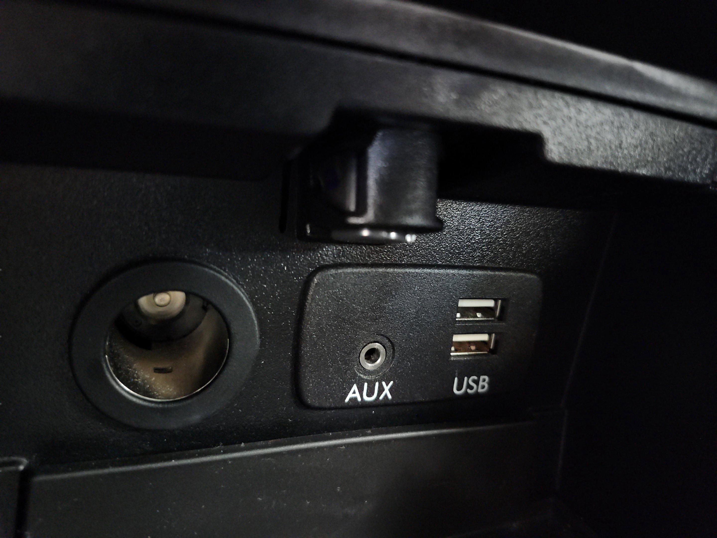 Used 2016 Subaru Outback 2.5i Limited image 26