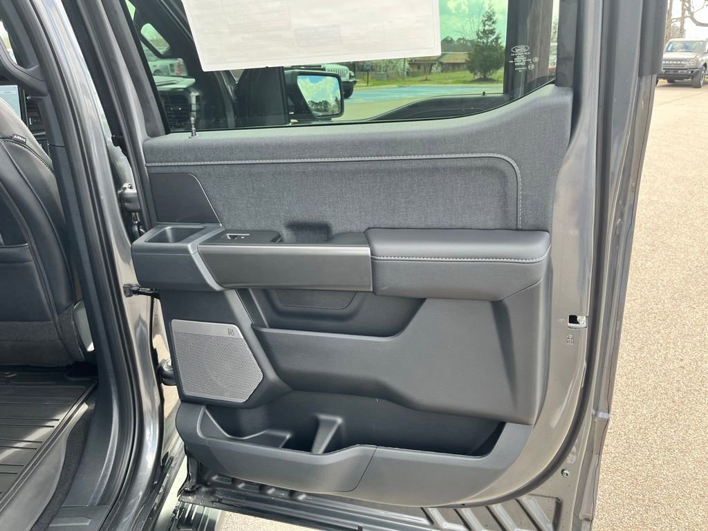 New 2026 Ford F150 Lariat w/ Equipment Group 501A Mid image 9