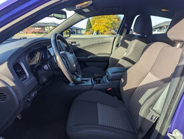 Used 2023 Dodge Charger R/T w/ Blacktop Package image 16