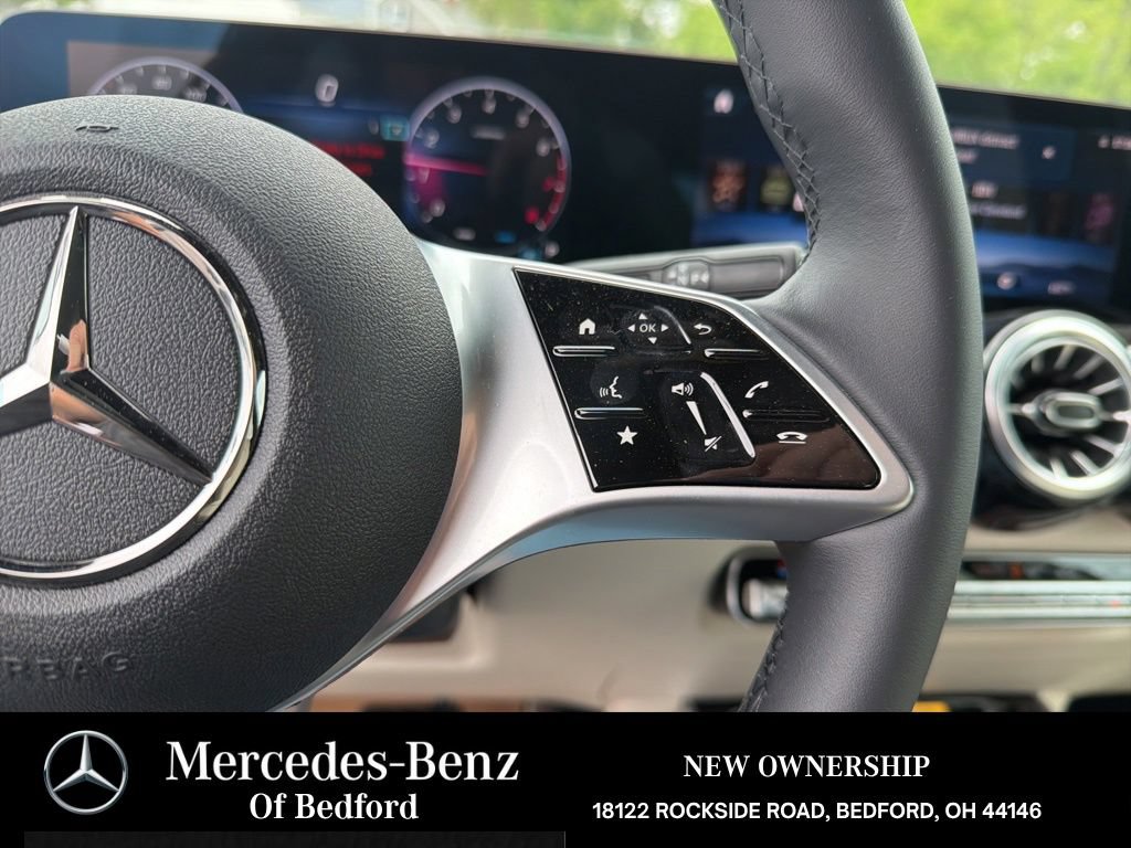 New 2026 Mercedes-Benz GLB 250 4MATIC image 13