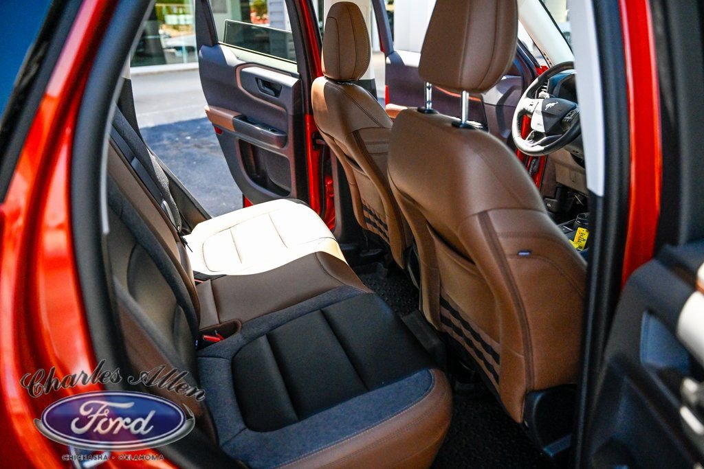 Used 2024 Ford Bronco Sport Outer Banks image 14