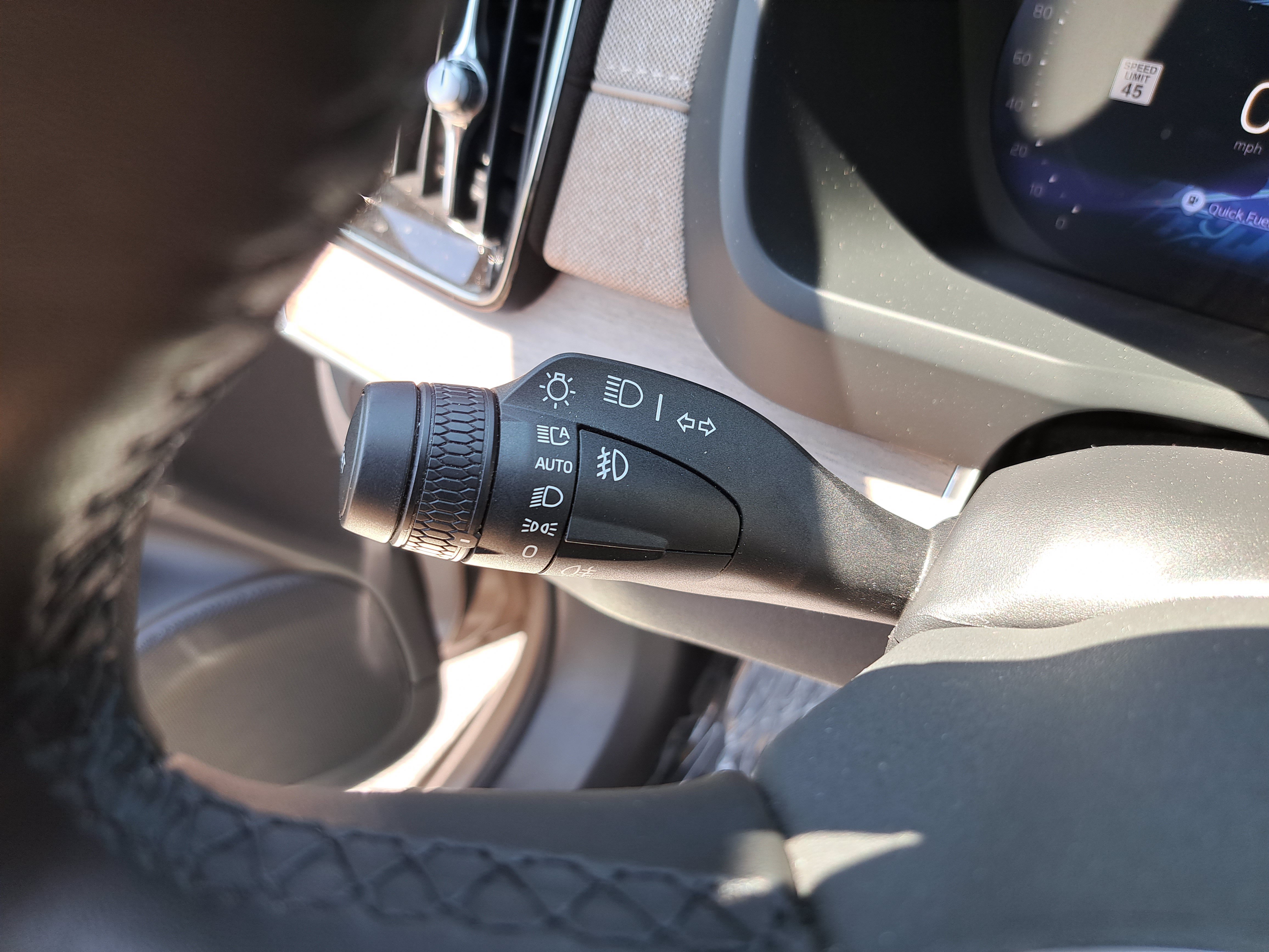 New 2025 Volvo XC90 B5 Plus AWD/4WD image 20
