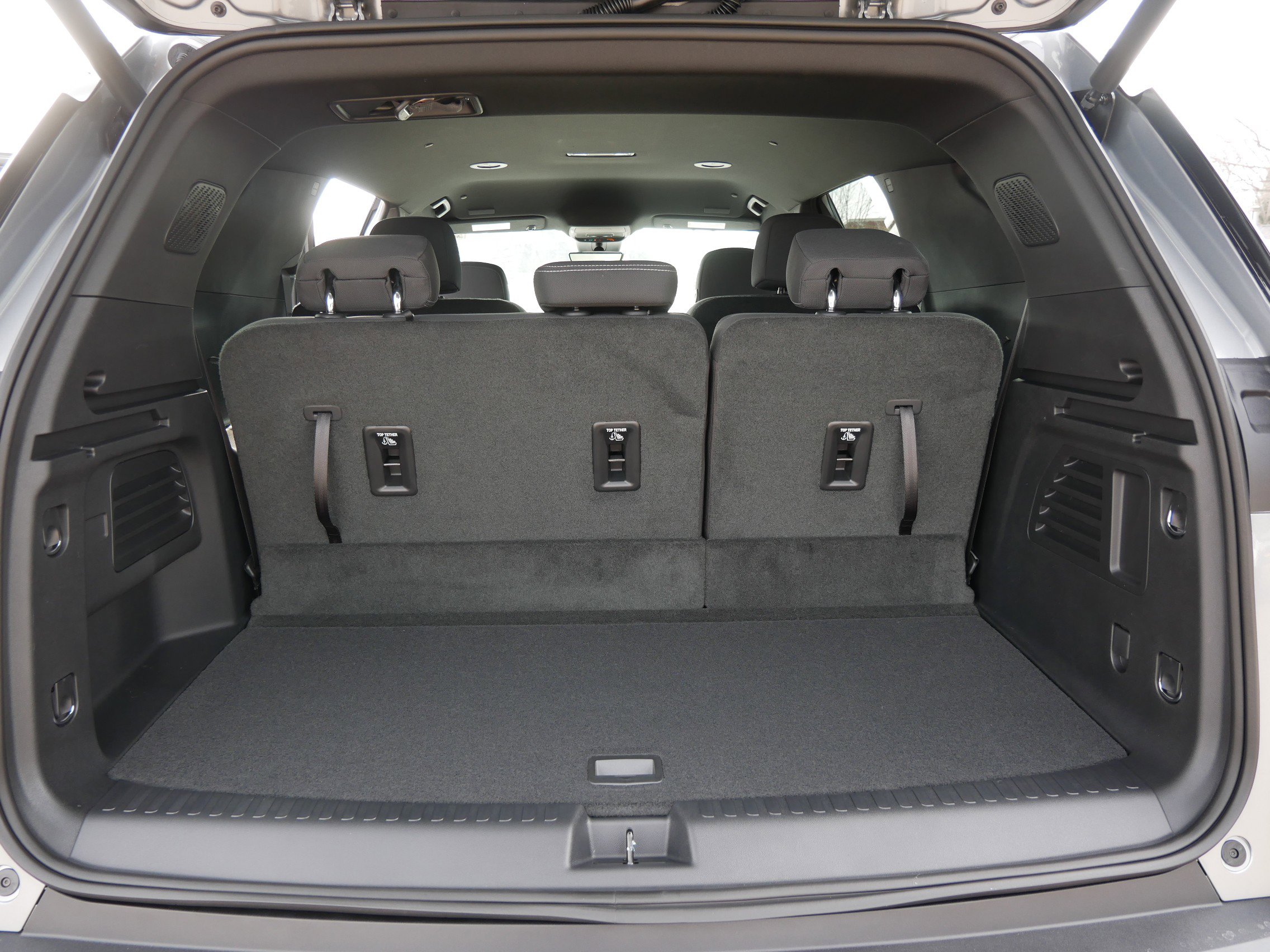 New 2026 Chevrolet Traverse LT w/ Driver Confidence Package AWD/4WD image 6