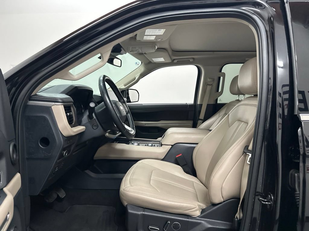 Used 2024 Ford Expedition Max Limited AWD/4WD image 30