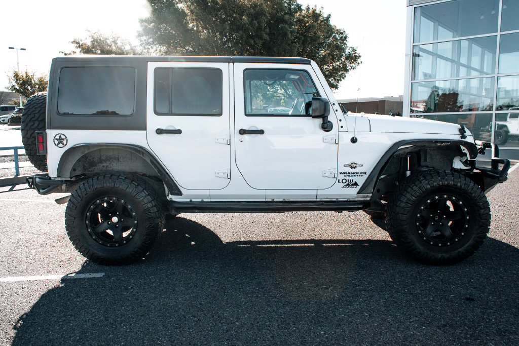 Used 2015 Jeep Wrangler Unlimited Sport AWD/4WD image 8