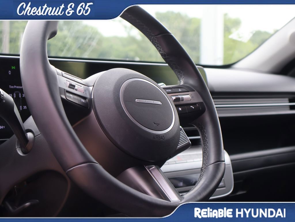 Used 2024 Hyundai Kona SEL w/ Convenience Package FWD image 25