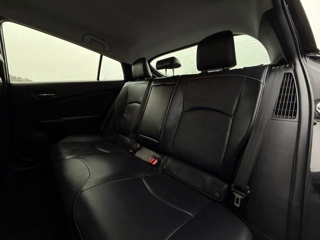 Used 2021 Toyota Prius Prime XLE w/ Carpet Mat Package (TMS) FWD image 13