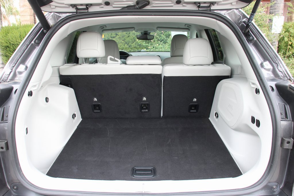 Used 2020 Jeep Cherokee Limited image 8