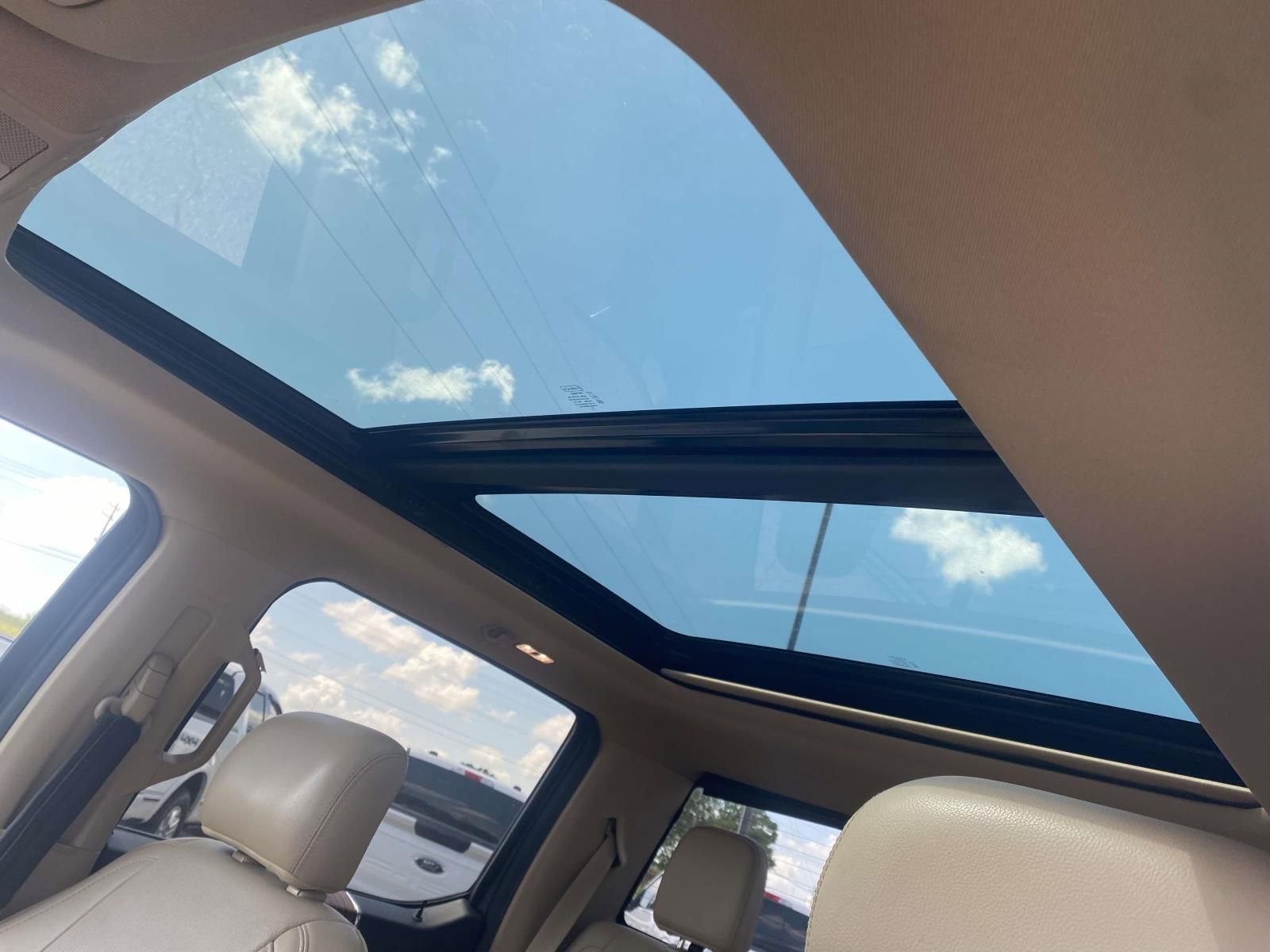 Used 2017 Ford F150 Lariat w/ Equipment Group 502A Luxury image 18