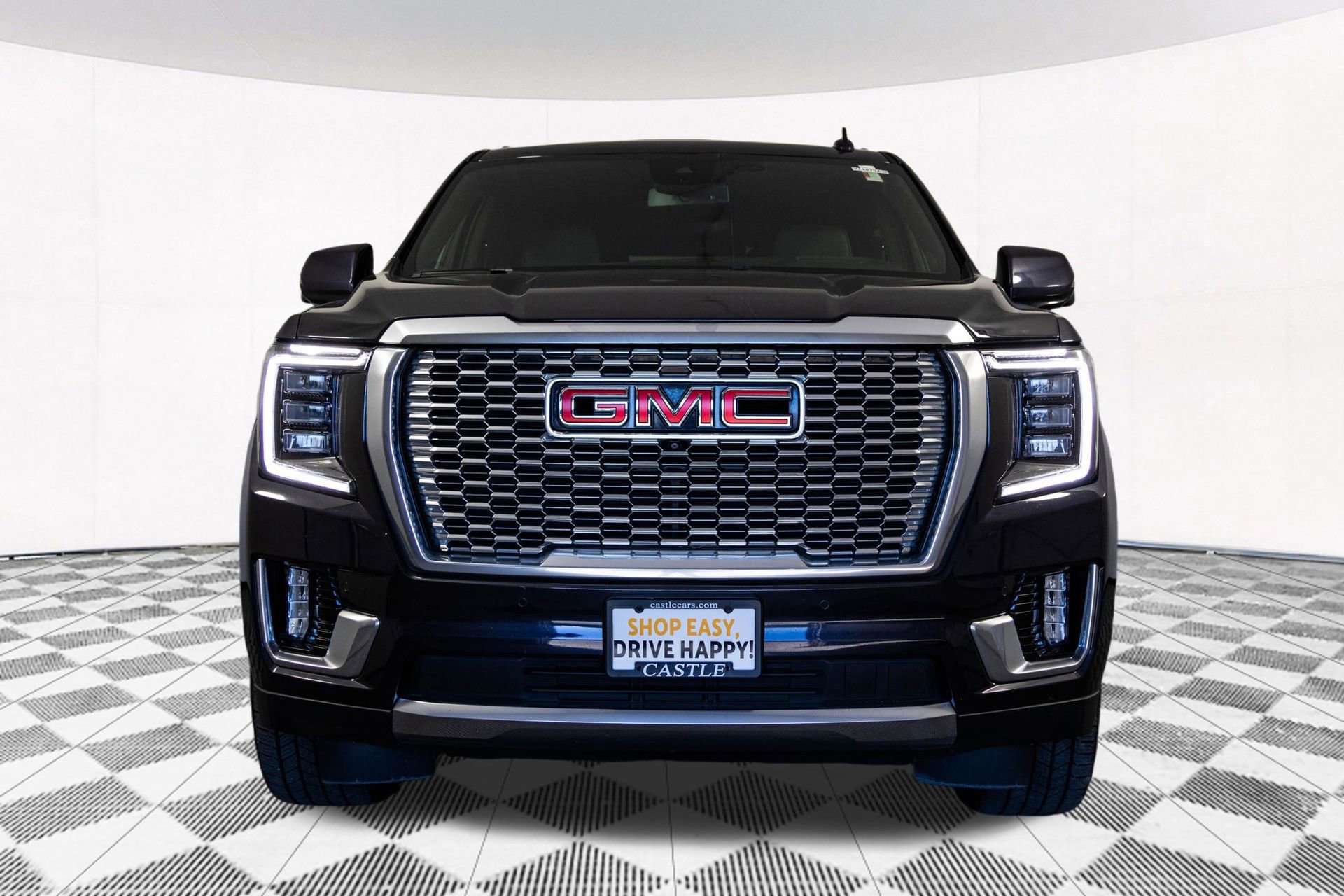 Used 2023 GMC Yukon XL Denali image 8