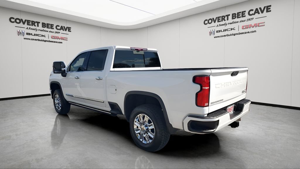 Used 2024 Chevrolet Silverado 2500 High Country w/ Technology Package image 7