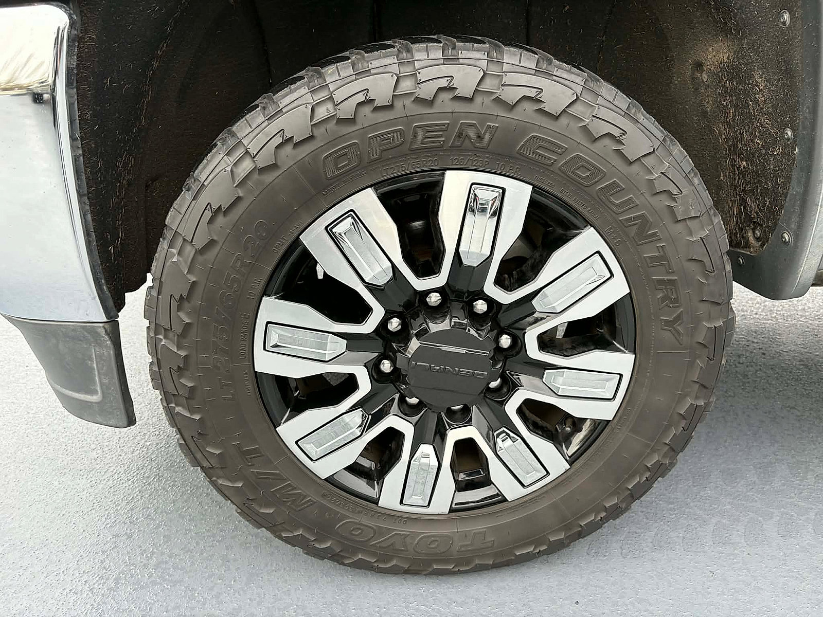 Used 2017 GMC Sierra 2500 SLT w/ Duramax Plus Package image 1