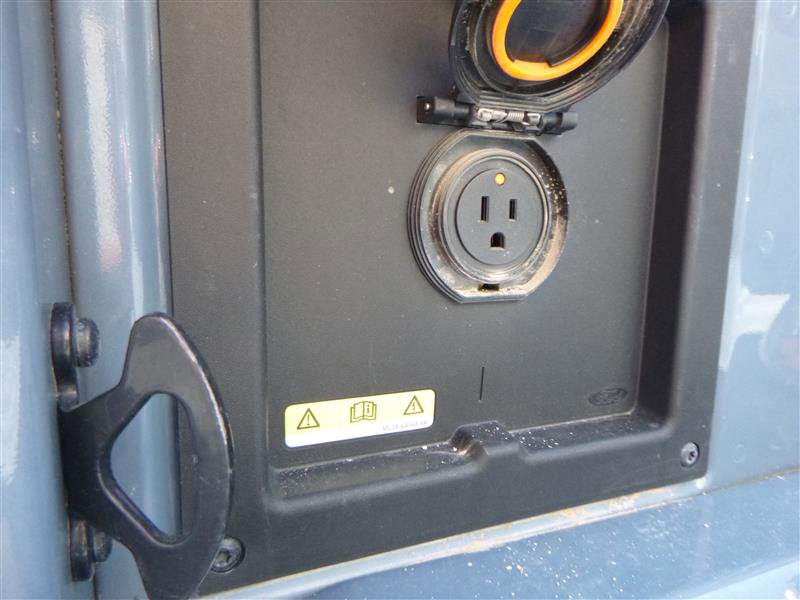 Used 2023 Ford F150 Platinum image 29