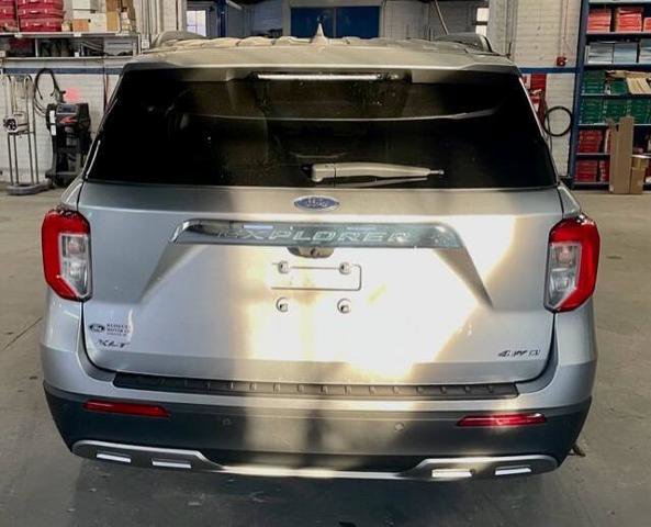 Certified 2023 Ford Explorer XLT w/ Equipment Group 202A image 5