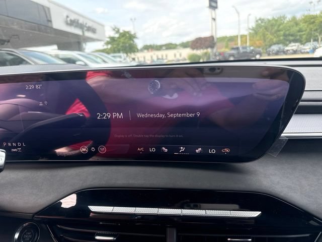 New 2027 Buick Enclave Sport Touring w/ Power Package AWD/4WD image 17