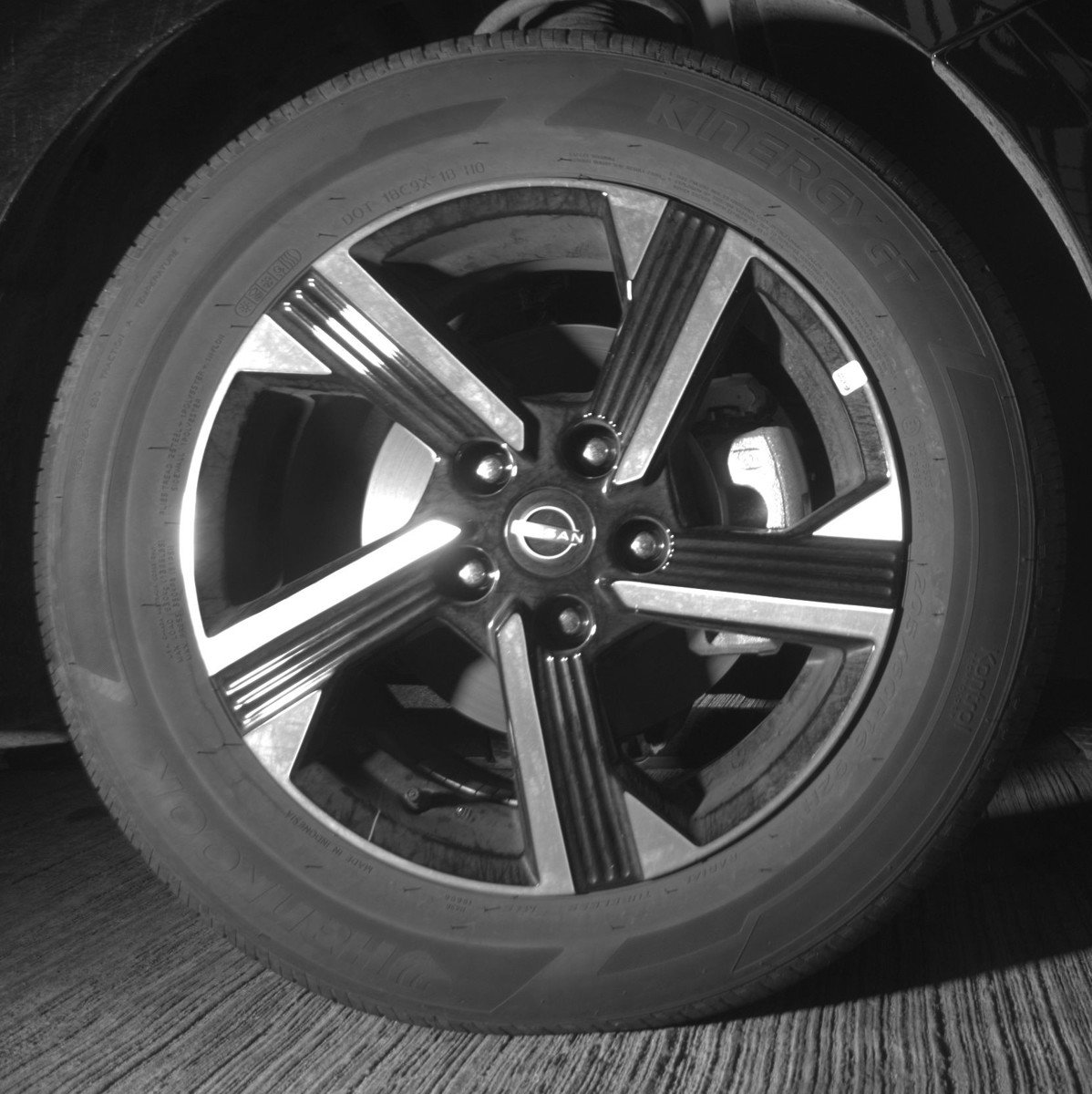 Used 2025 Nissan Sentra SV image 13