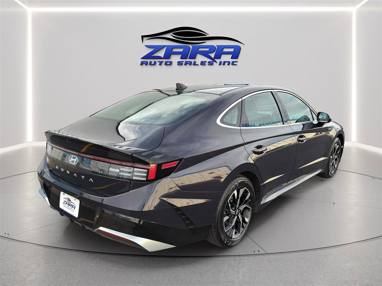 Used 2025 Hyundai Sonata SEL FWD image 7