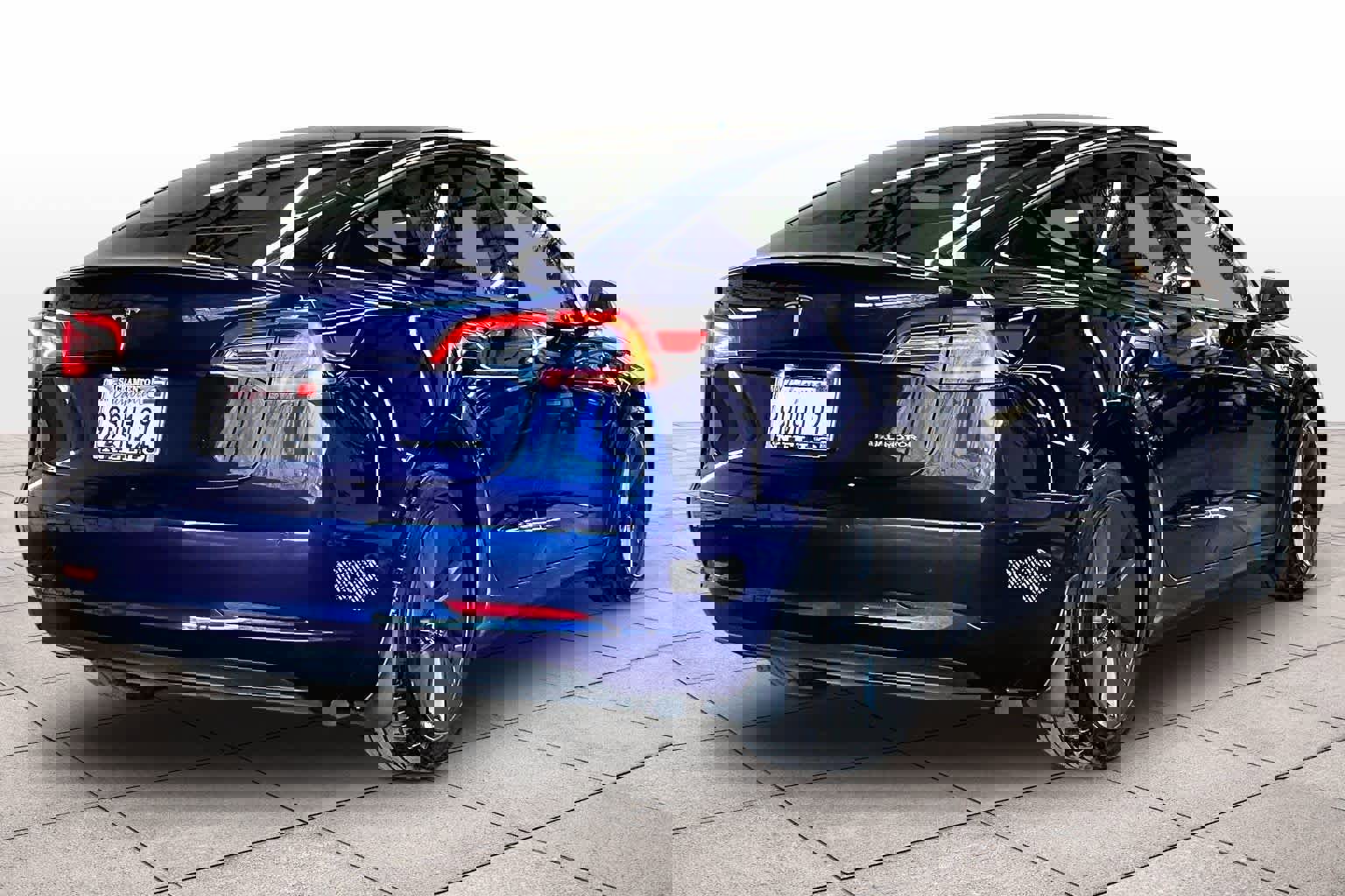 Used 2022 Tesla Model 3 Long Range image 15